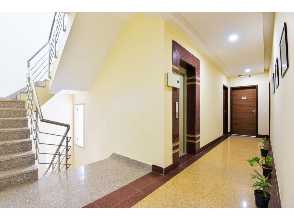 Bluo Studio4 Golf Course Road - Gym, Balcony, Lift Gurgaon Exterior foto