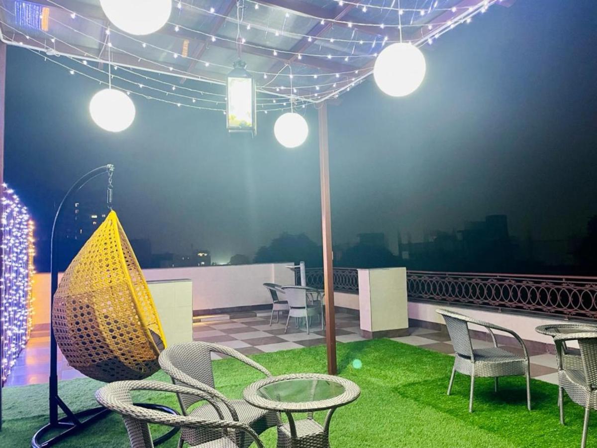 Bluo Studio4 Golf Course Road - Gym, Balcony, Lift Gurgaon Exterior foto