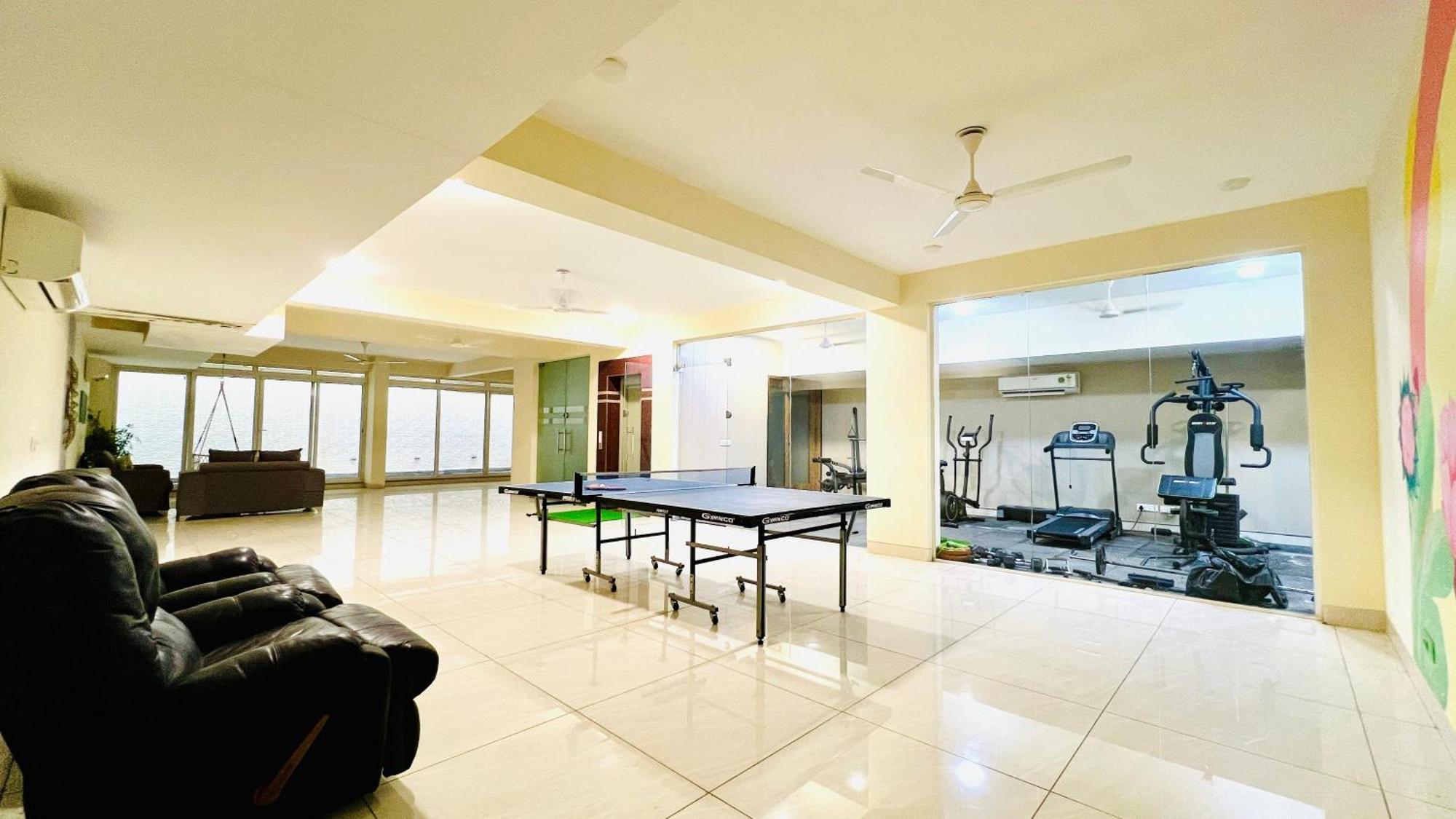Bluo Studio4 Golf Course Road - Gym, Balcony, Lift Gurgaon Exterior foto